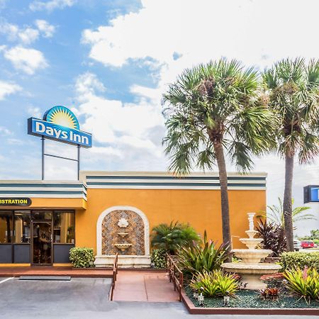 Days Inn By Wyndham Fort Lauderdale-Oakland Park Airport N Kültér fotó