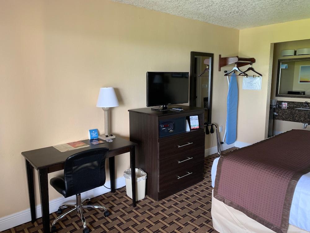 Days Inn By Wyndham Fort Lauderdale-Oakland Park Airport N Kültér fotó