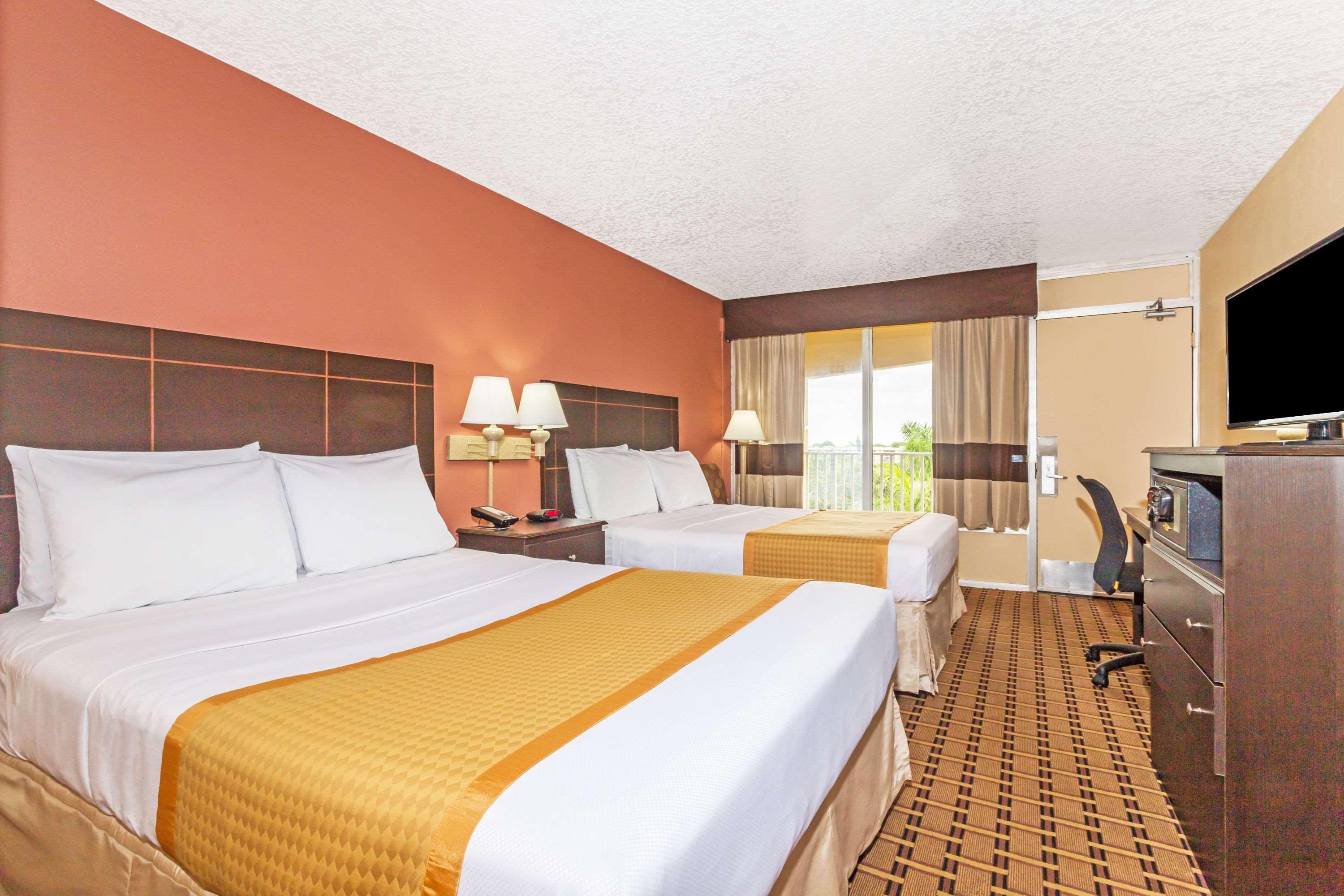 Days Inn By Wyndham Fort Lauderdale-Oakland Park Airport N Kültér fotó