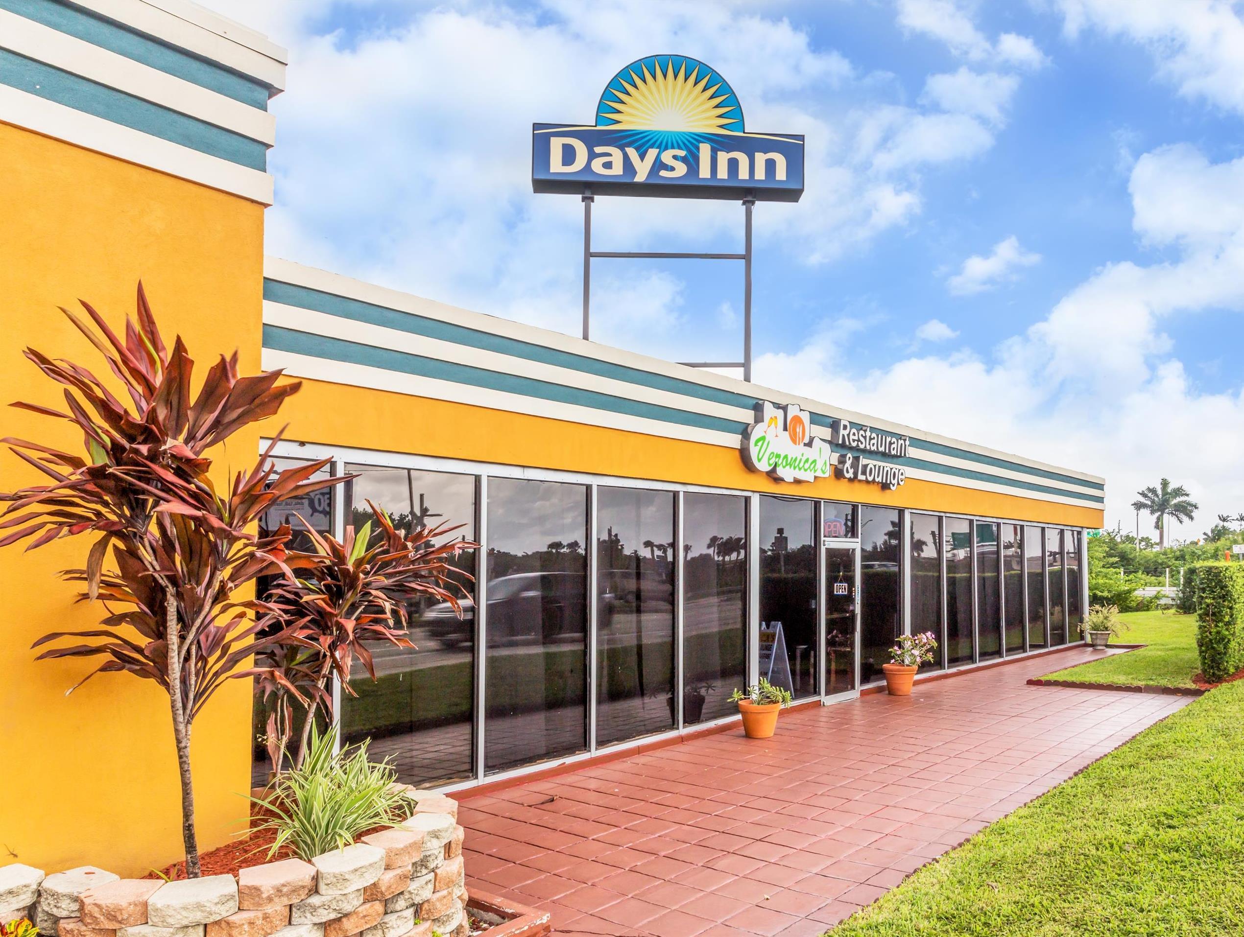 Days Inn By Wyndham Fort Lauderdale-Oakland Park Airport N Kültér fotó