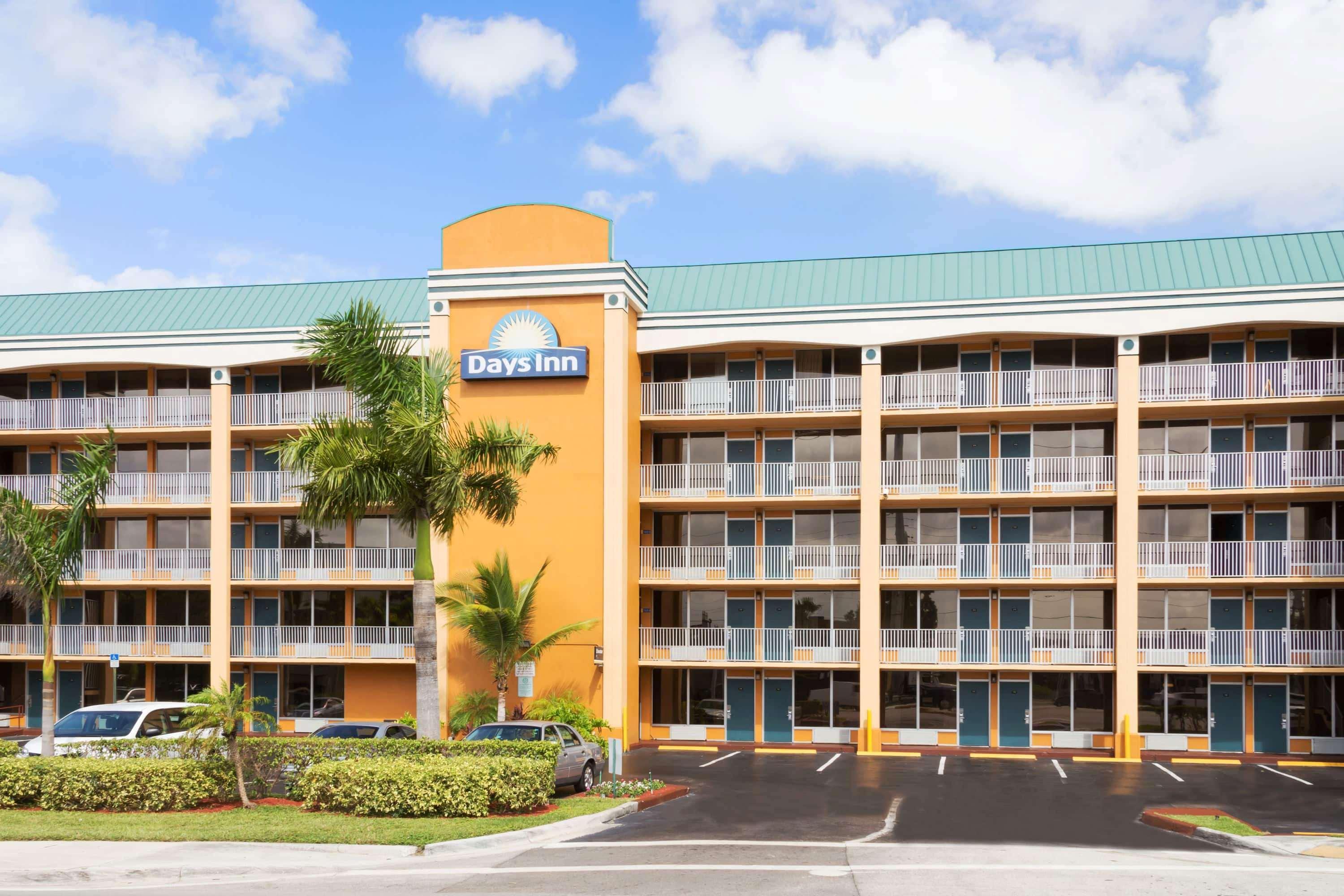 Days Inn By Wyndham Fort Lauderdale-Oakland Park Airport N Kültér fotó