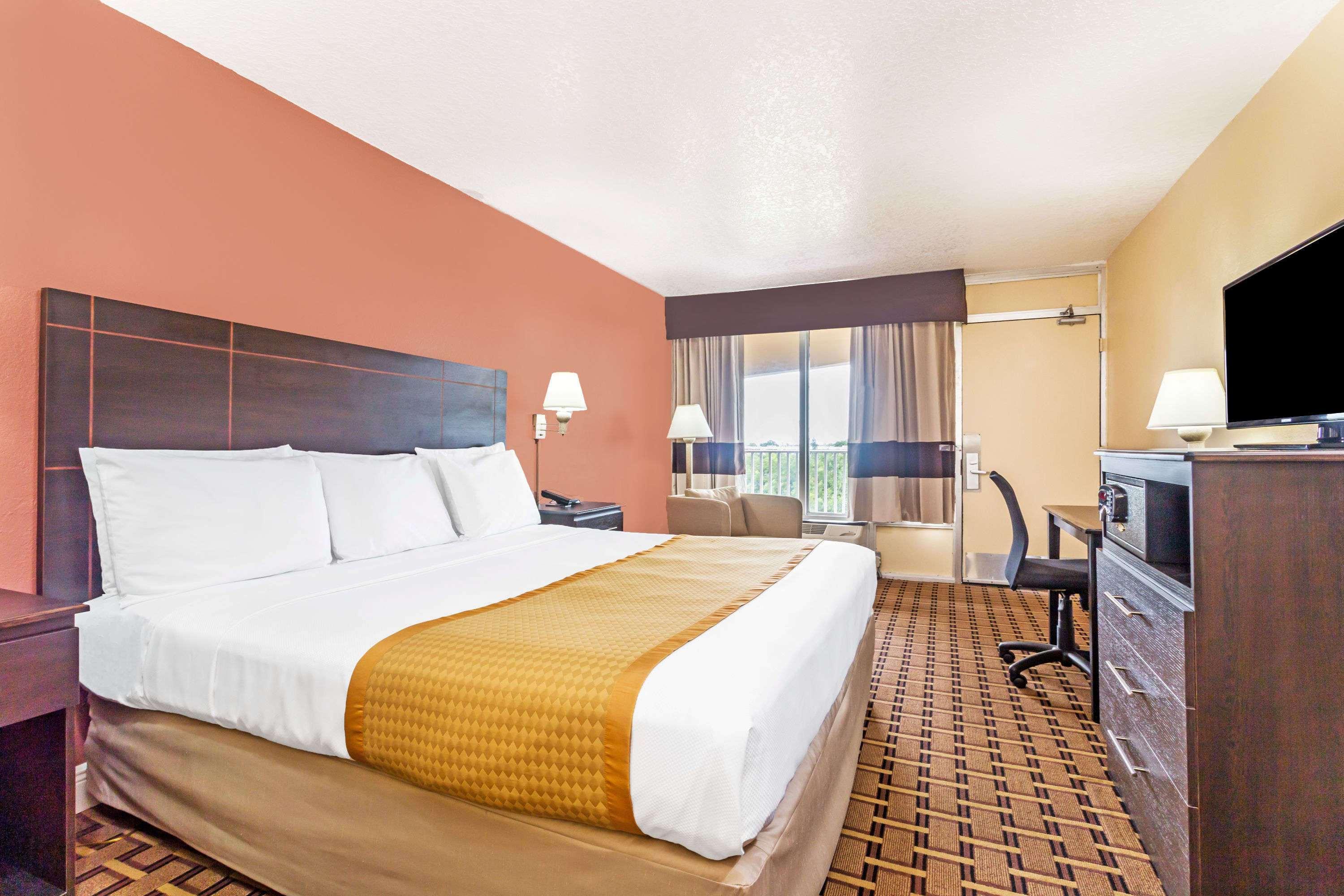 Days Inn By Wyndham Fort Lauderdale-Oakland Park Airport N Kültér fotó