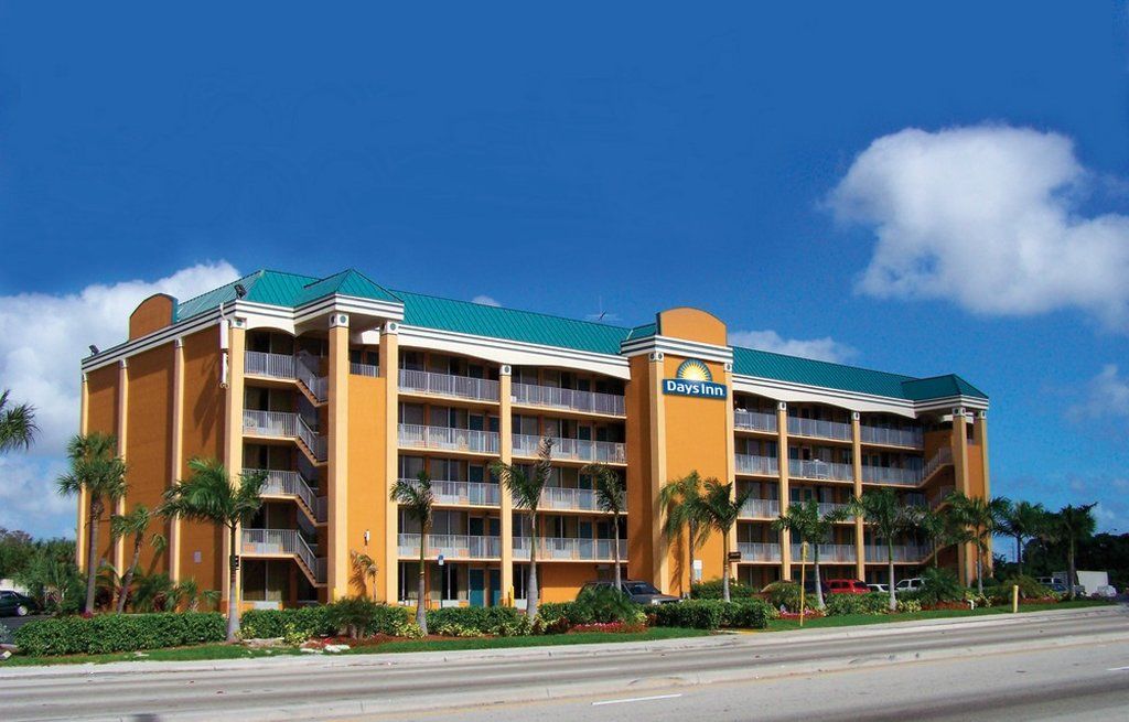 Days Inn By Wyndham Fort Lauderdale-Oakland Park Airport N Kültér fotó